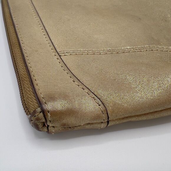 Coach Wristlet Metallic Leather Pleated Medium Clutch Silver/Pewter No F46484 - Picture 6 of 10